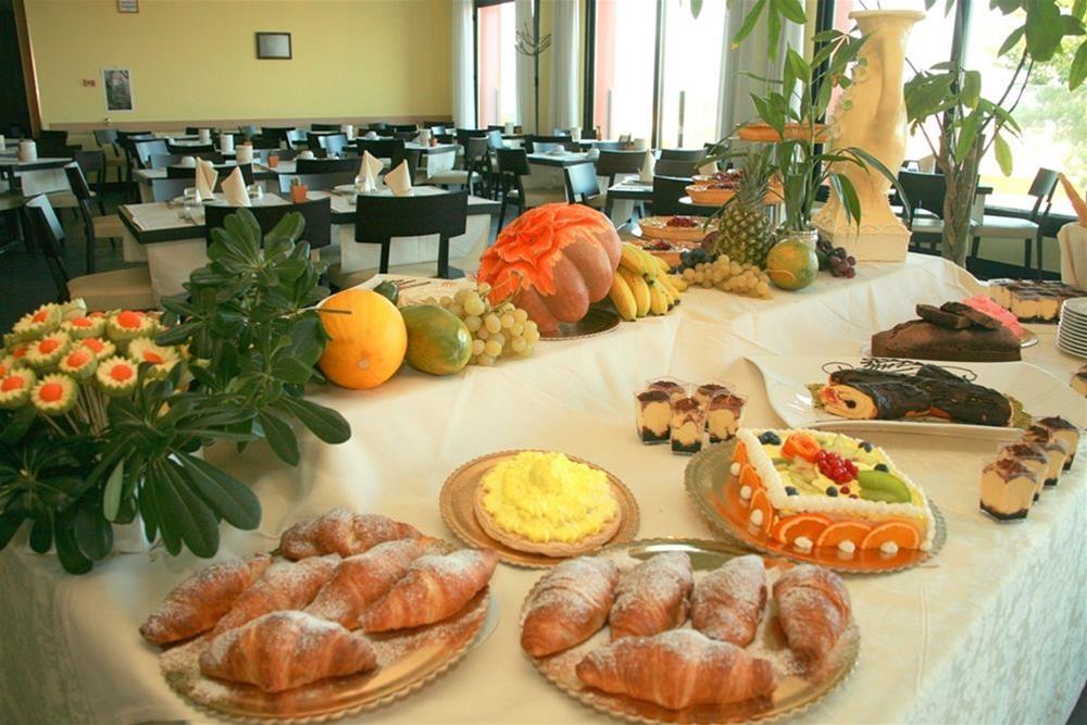 Hotel Corallo Римини Экстерьер фото
